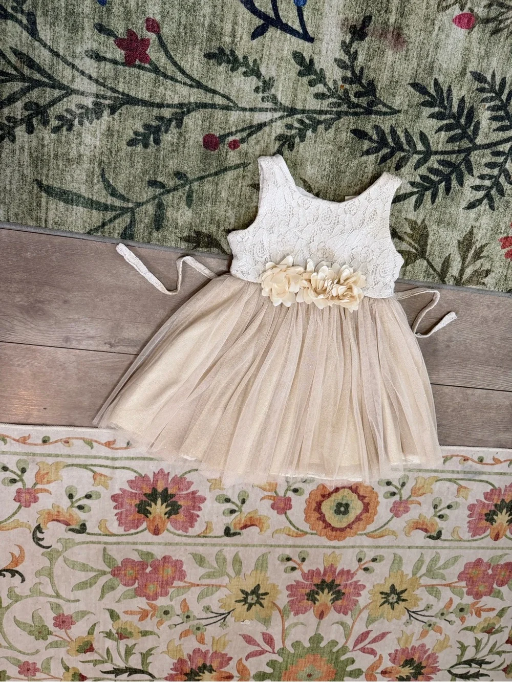 Sweet Heart Rose Toddler Girl Lace and Beige Formal Dress 3T Tulle Flower Waist